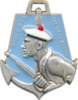 Нагрудный знак Школа фузелеров морской пехоты 