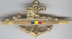 Нагрудный знак Фрегат, золотой 