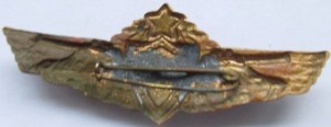 Нагрудный знак Танкист 1 класса 