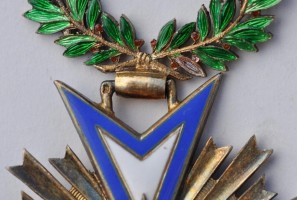 Нагрудный знак Орден Черной Звезды Бенина 