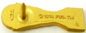 Нагрудный знак ФИФА 
