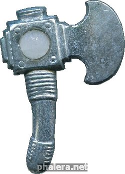 Нагрудный знак Зимняя помощь немецкому народу. Топоры 